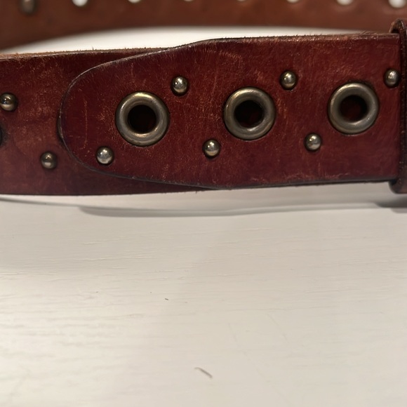 Fossil leather and solid brass studded belt. - Picture 5 of 5
